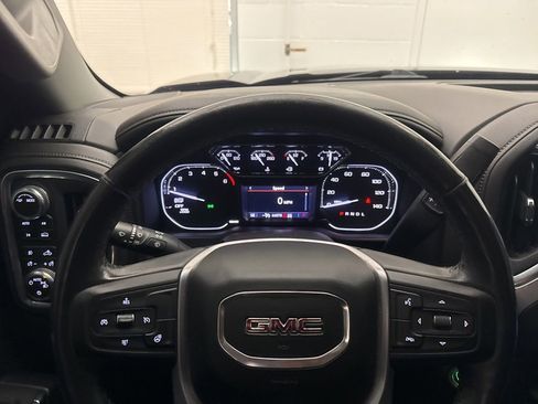 Used 2022 GMC Sierra 1500 Elevation AWD/4WD image 12