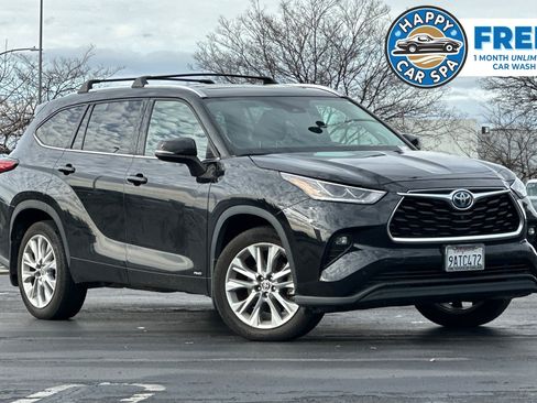 Used 2022 Toyota Highlander Limited image 1