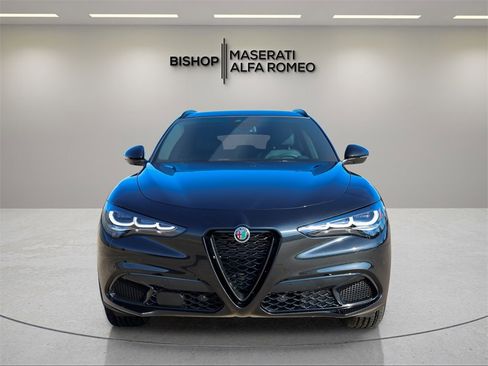 New 2026 Alfa Romeo Stelvio Sprint w/ Convenience Package image 2