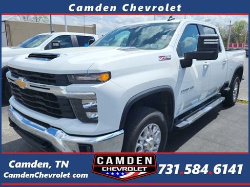 Used 2024 Chevrolet Silverado 2500 LT image 1