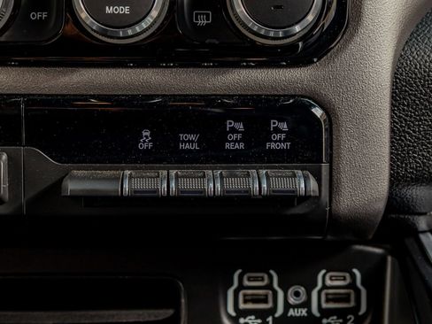 Used 2020 RAM 1500 Big Horn image 28