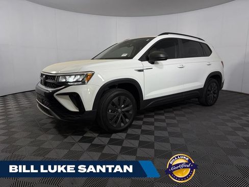 Used 2023 Volkswagen Taos S FWD image 1