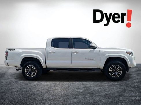 Used 2021 Toyota Tacoma TRD Sport w/ Technology Package RWD image 2