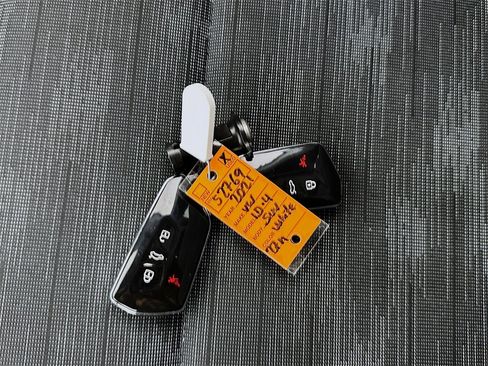 Used 2021 Volkswagen ID.4 Pro w/ ID.4 Protection Package image 32