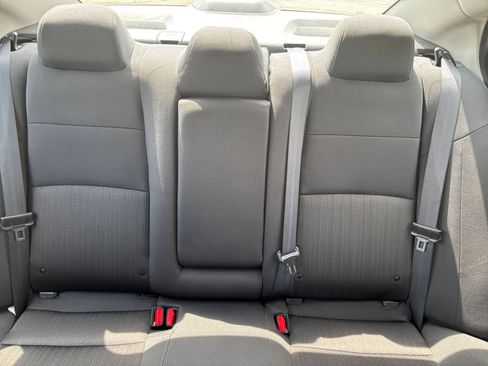 Used 2025 Nissan Altima 2.5 SV FWD image 36