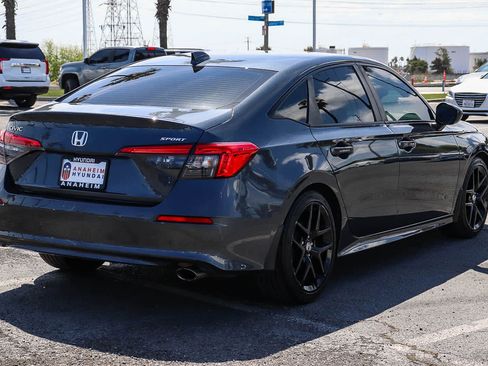 Used 2024 Honda Civic Sport image 6