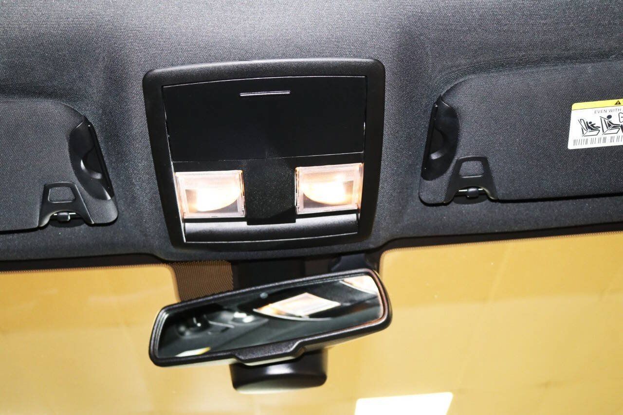 Used 2023 Dodge Challenger SXT RWD image 82