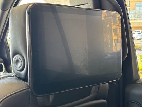 Used 2024 GMC Yukon Denali Ultimate image 15