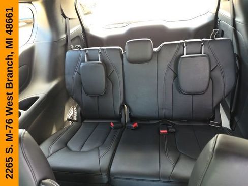 New 2027 Chrysler Pacifica Select AWD/4WD image 36