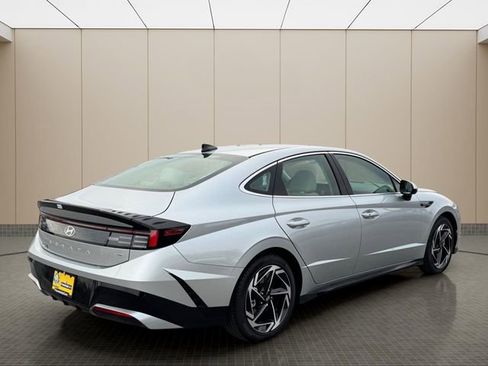 New 2026 Hyundai Sonata SEL image 3