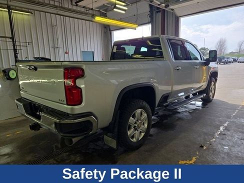 Used 2022 Chevrolet Silverado 3500 LTZ image 11