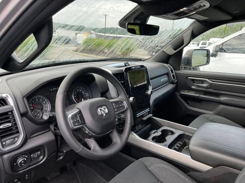 Used 2025 RAM 1500 Big Horn AWD/4WD image 6