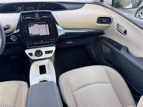 Used 2016 Toyota Prius Three FWD image 12