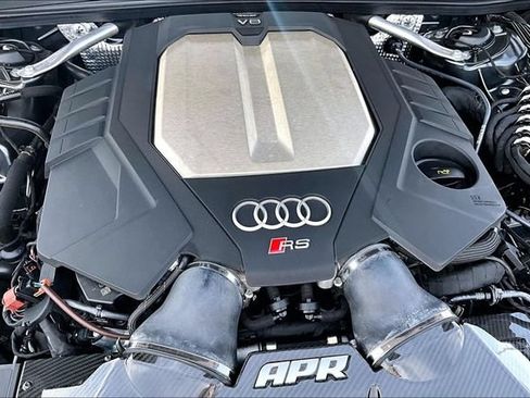 Used 2023 Audi RS 7 Sportback AWD/4WD image 34