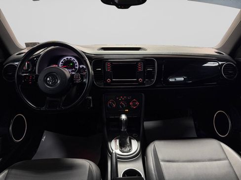 Used 2016 Volkswagen Beetle 1.8T SE FWD image 17