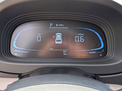 New 2026 Hyundai Venue SEL FWD image 17