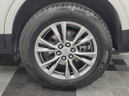 Used 2022 Cadillac XT5 Premium Luxury w/ Technology Package FWD image 10