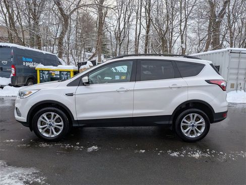 Used 2018 Ford Escape SEL image 8