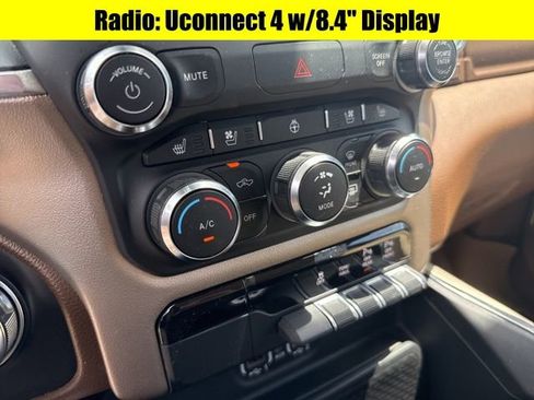 Used 2021 RAM 1500 Laramie AWD/4WD image 9