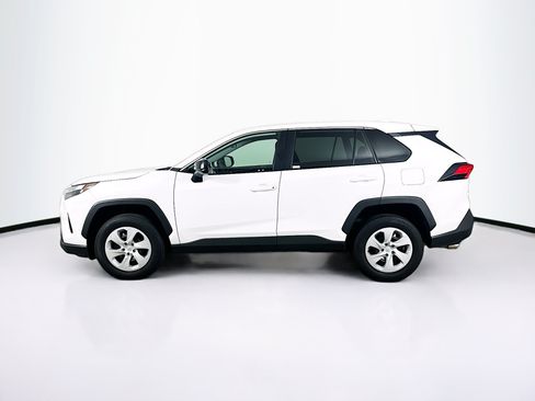Used 2025 Toyota RAV4 LE FWD image 4