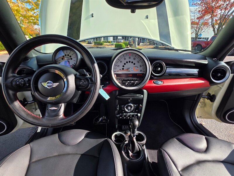 Used 2013 MINI Cooper Hardtop w/ Premium Pkg 2 FWD image 18