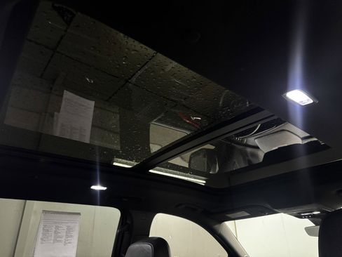 Used 2024 Chevrolet Traverse RS w/ LPO, Floor Liner Package AWD/4WD image 92