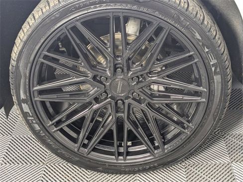 Used 2023 GMC Yukon Denali Ultimate image 8