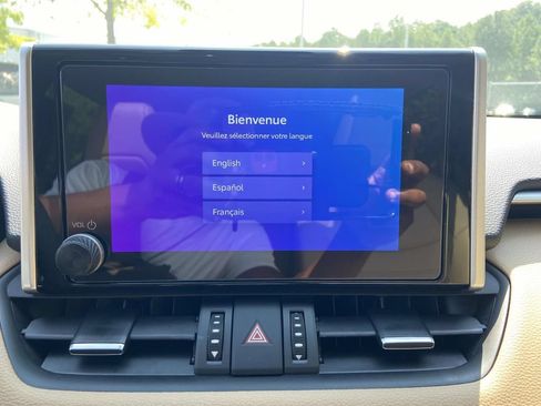 Used 2024 Toyota RAV4 XLE Premium FWD image 24