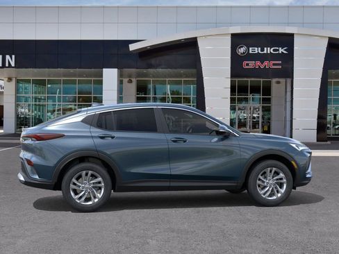 New 2026 Buick Envista Preferred w/ Convenience II Package image 5