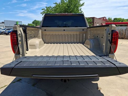 Used 2022 GMC Sierra 1500 Elevation AWD/4WD image 30