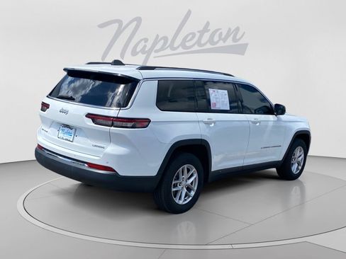 Used 2021 Jeep Grand Cherokee L Laredo w/ Luxury Tech Group I AWD/4WD image 6