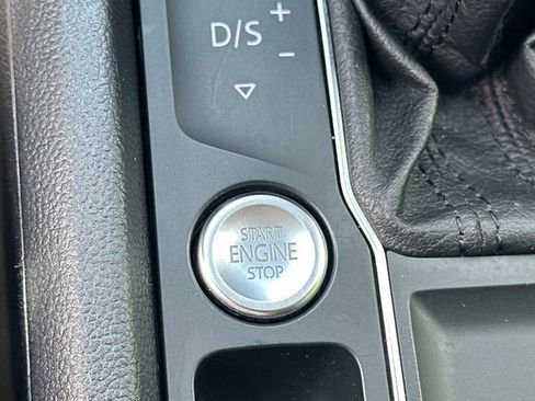 Used 2019 Volkswagen Atlas SE FWD image 29