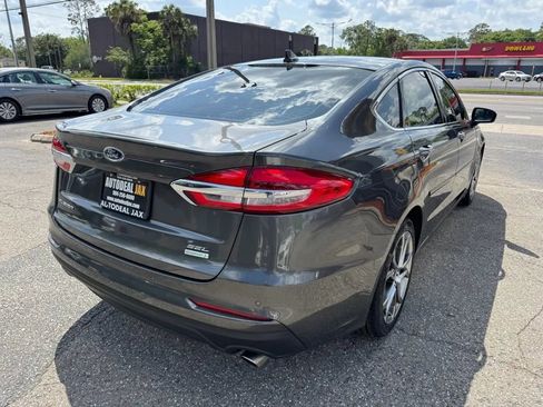 Used 2019 Ford Fusion SEL image 4