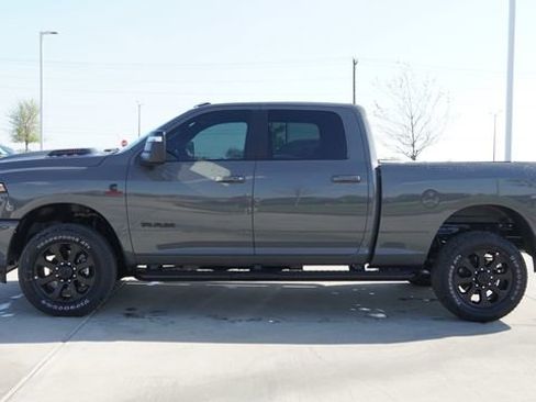 New 2026 RAM 2500 Laramie w/ Night Edition AWD/4WD image 6