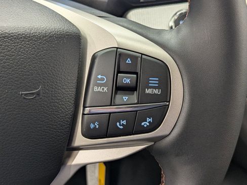 New 2026 Ford Explorer Active w/ Active Comfort Package image 22