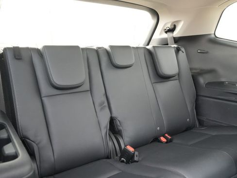 Used 2023 Subaru Ascent Limited w/ Technology Package image 17