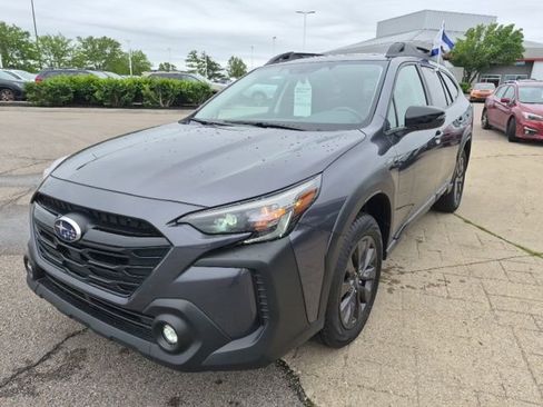 Certified 2025 Subaru Outback Onyx Edition AWD/4WD image 2