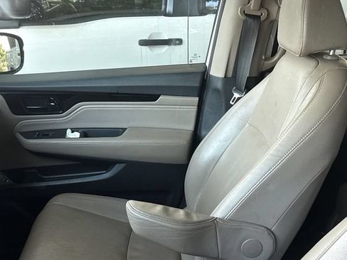 Used 2020 Honda Odyssey Elite image 8
