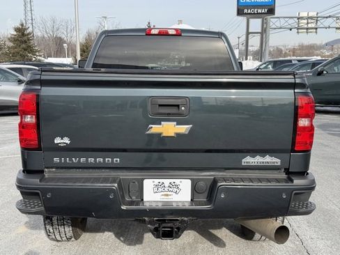 Used 2017 Chevrolet Silverado 3500 High Country w/ Duramax Plus Package image 12