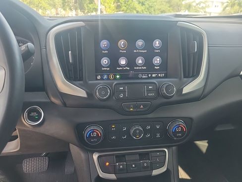 Used 2023 GMC Terrain SLT w/ LPO, Floor Liner Package FWD image 28