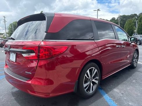 Certified 2024 Honda Odyssey Touring image 5