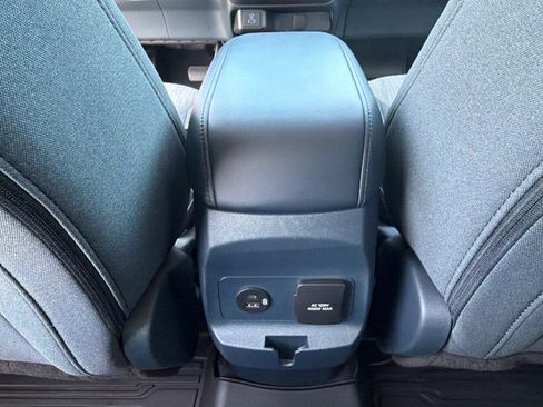 Certified 2023 Ford Maverick XLT w/ XLT Luxury Package FWD image 25