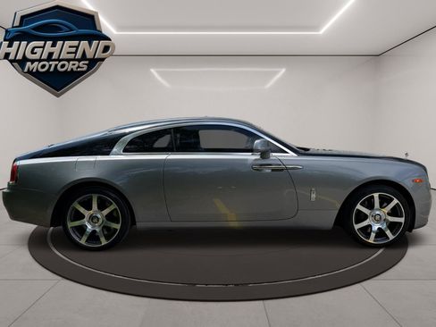 Used 2016 Rolls-Royce Wraith RWD image 7