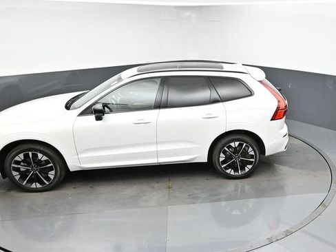 New 2026 Volvo XC60 B5 Plus w/ Protection Package Premier AWD/4WD image 46
