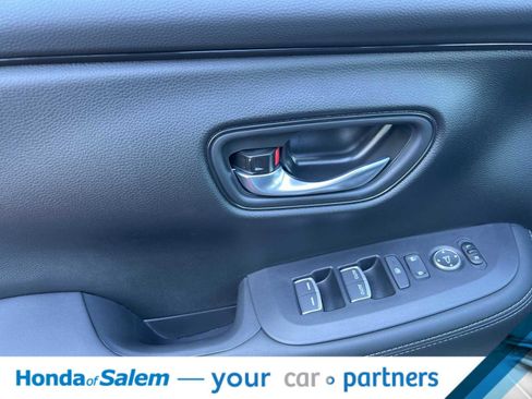 New 2026 Honda HR-V EX-L image 11