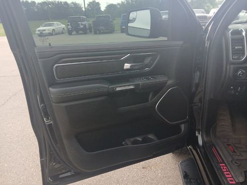 Used 2025 RAM 1500 Laramie w/ Sport Appearance Package AWD/4WD image 33