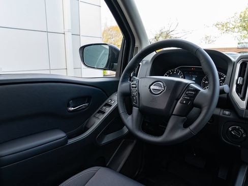New 2026 Nissan Frontier SV w/ SV Convenience Package AWD/4WD image 12