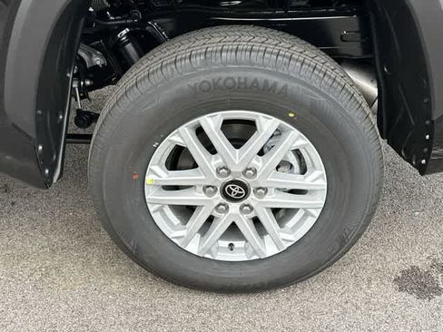 New 2026 Toyota Tundra SR5 AWD/4WD image 5