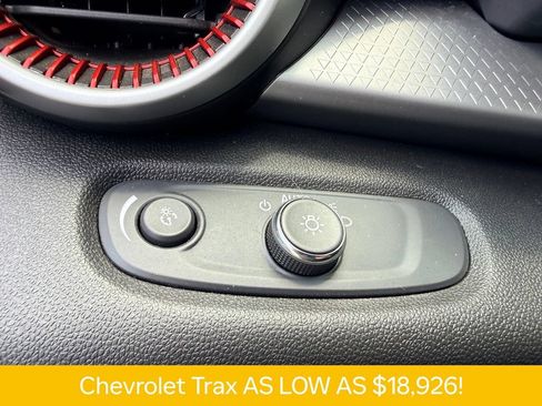 Used 2024 Chevrolet Trax RS w/ Driver Confidence Package FWD image 23