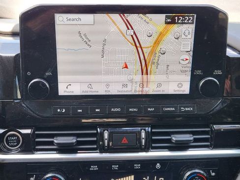 Used 2023 Nissan Pathfinder SL w/ SL Premium Package FWD image 17